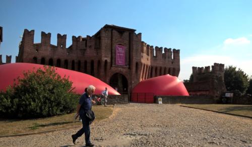 RED – Emotional Space by Stefano Ogliari Badessi for the Biennial of Soncino, a Marco (2015).